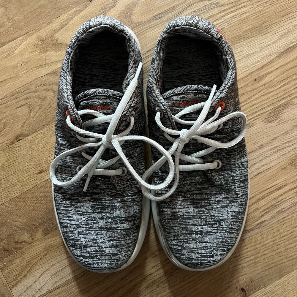 Unisex Le Mouton Women’s size 9 or men’s size 8
